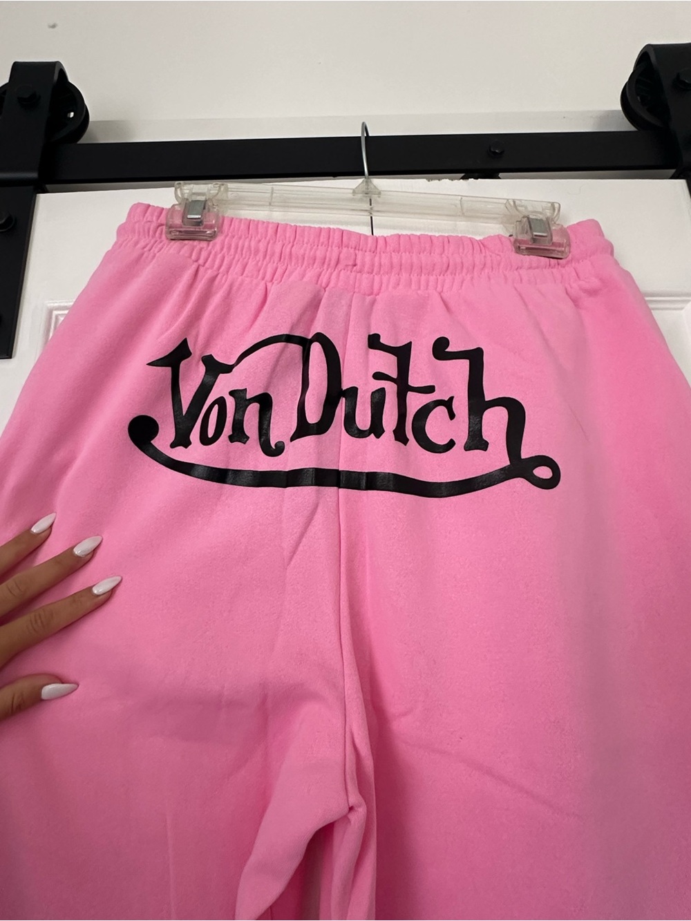 Von Dutch Pink Wide Leg Sweatpants Rhinestone Logo Size Large NWT - Picture 7 of 8